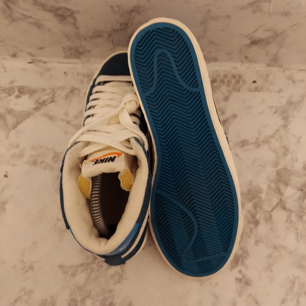 Pre-owned 2014 nike blazer mid - Picture 7 of 10